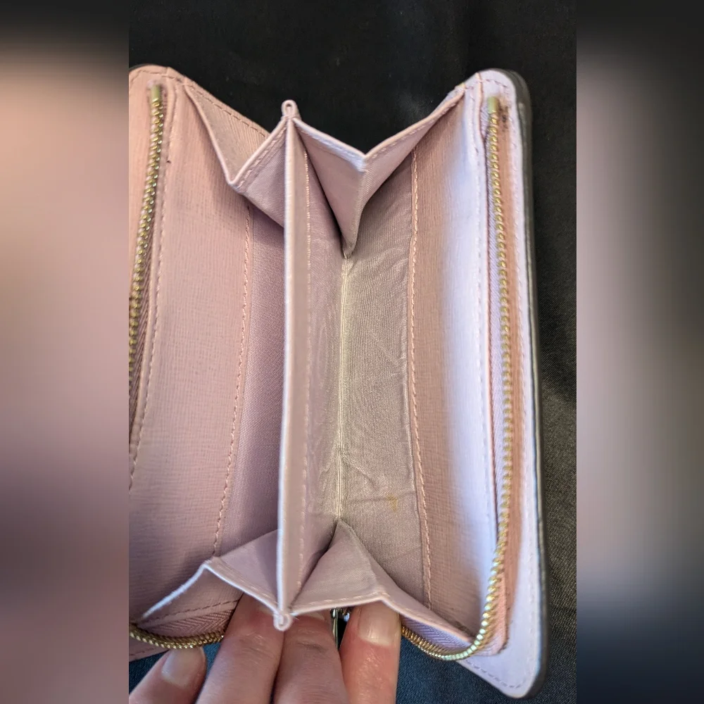 Furla women's wallet pink saffiano leather bifold gold tone hardware GUC w flaws - Picture 6 of 14